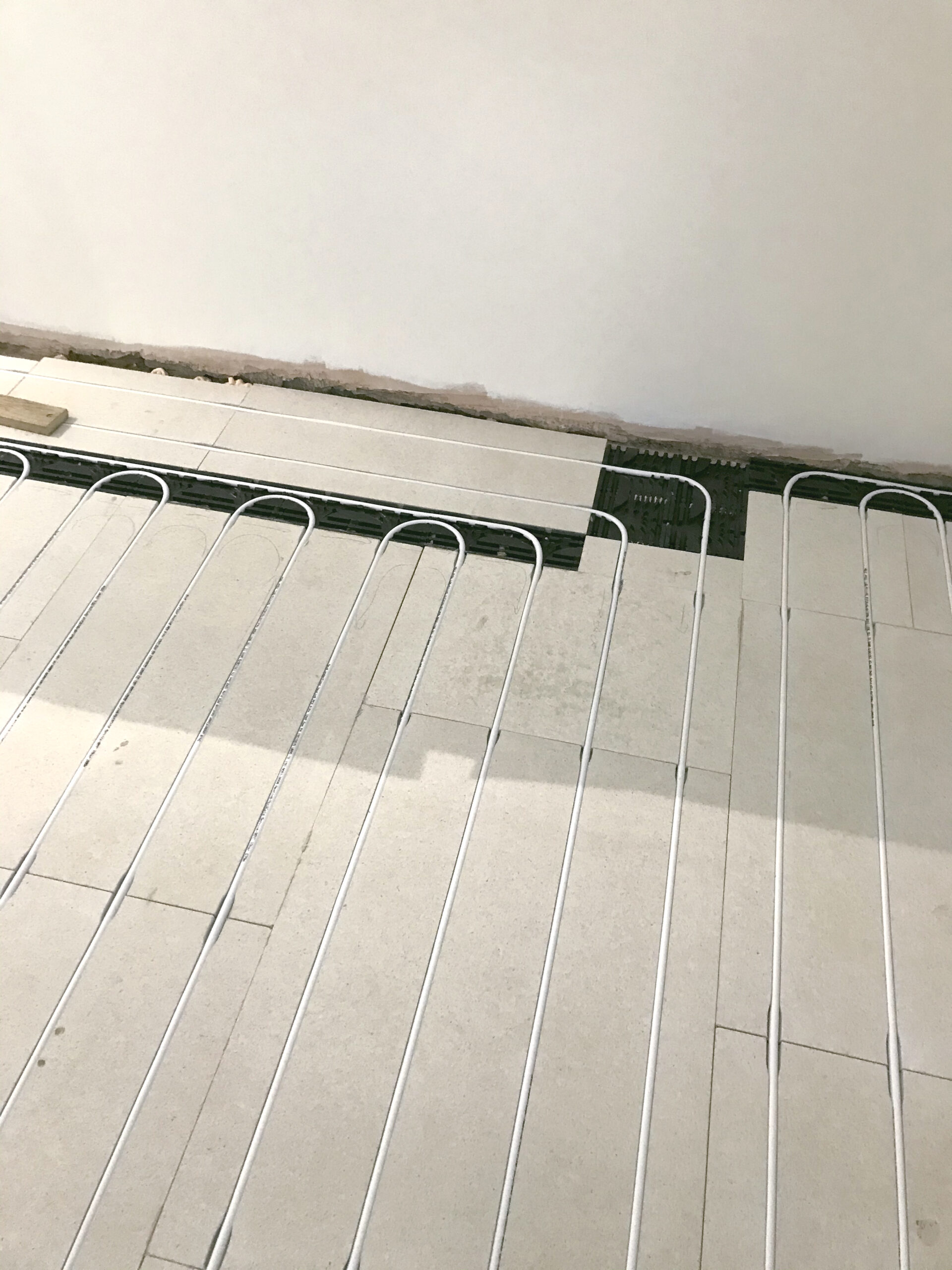 Overlay wet under floor heating boards